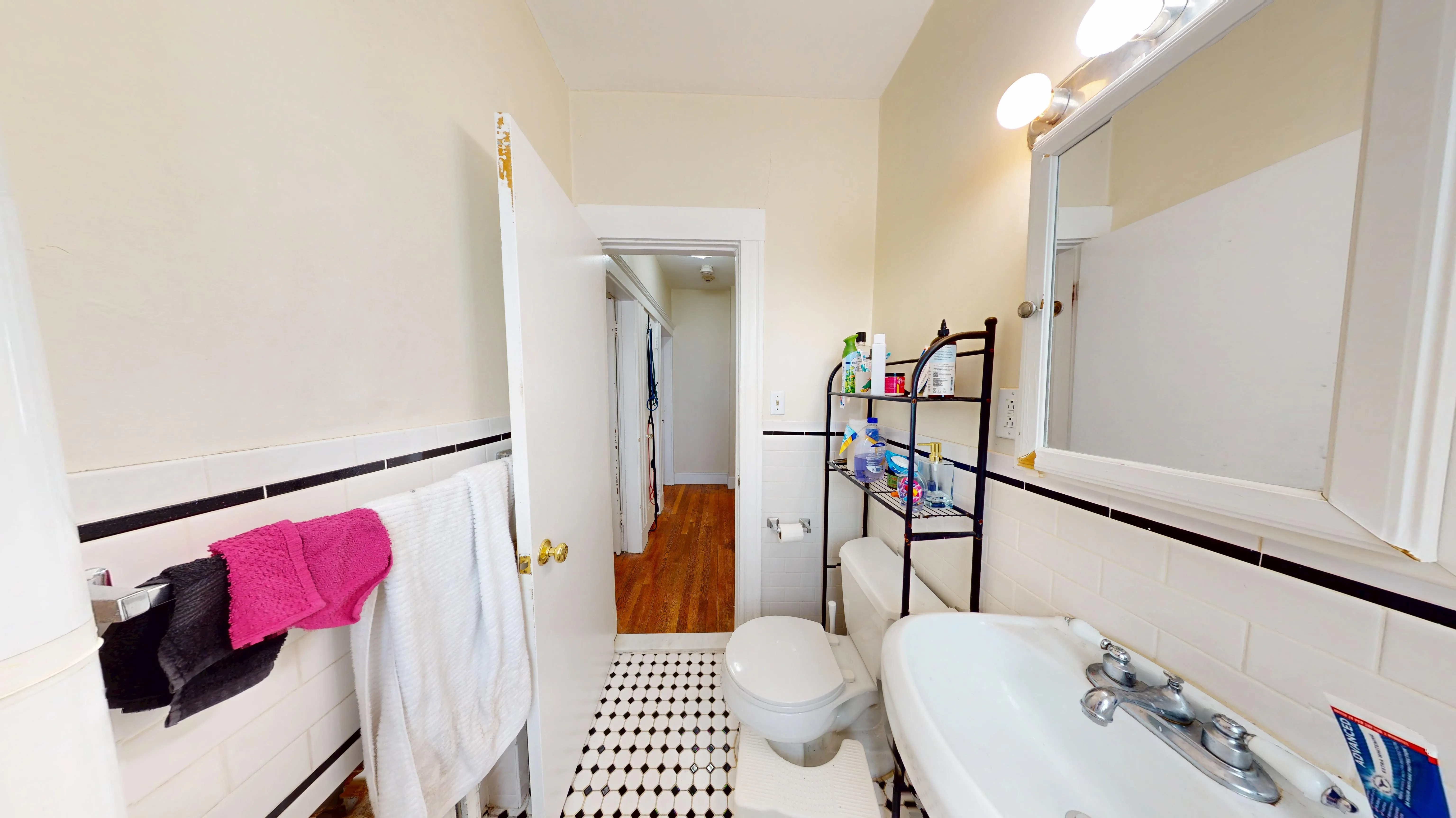 2 bed, 1 bath apartment for rent at 203-205 Winthrop Rd Unit 3, Aspinwall Hill — photo 10 of 16