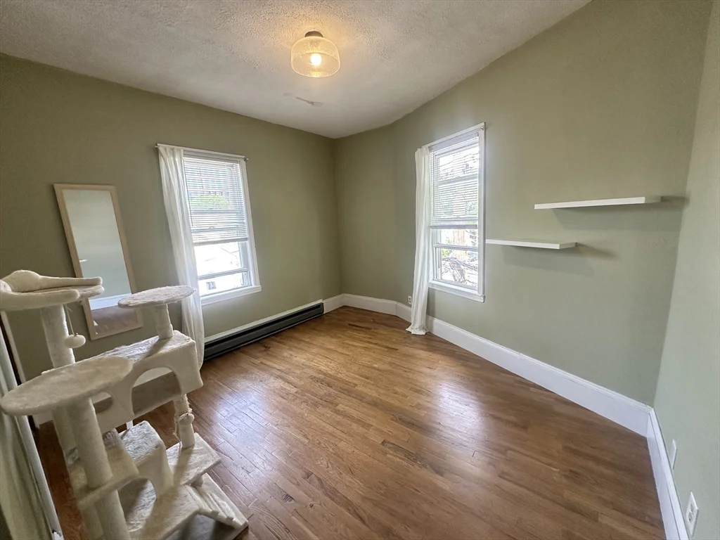 2 bed, 1 bath apartment for rent at 203 3rd St Unit 3, East Cambridge — photo 6 of 10