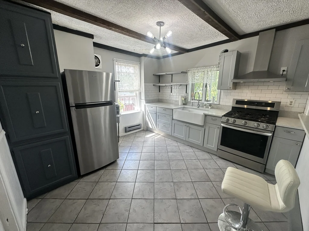 2 bed, 1 bath apartment for rent at 203 3rd St Unit 3, East Cambridge