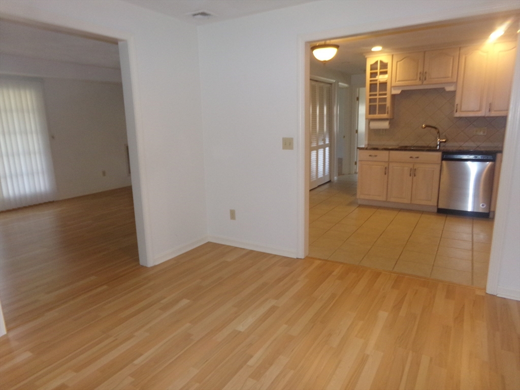 2 bed, 1 bath apartment for rent at 203 Apache Way Unit 203, Tewksbury — photo 8 of 15