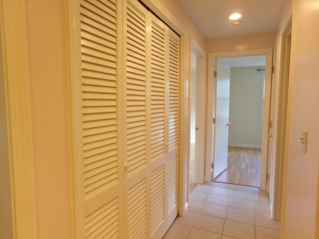 2 bed, 1 bath apartment for rent at 203 Apache Way Unit 203, Tewksbury — photo 11 of 15