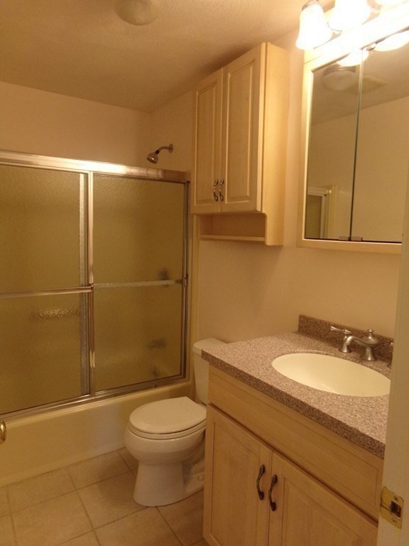 2 bed, 1 bath apartment for rent at 203 Apache Way Unit 203, Tewksbury — photo 12 of 15
