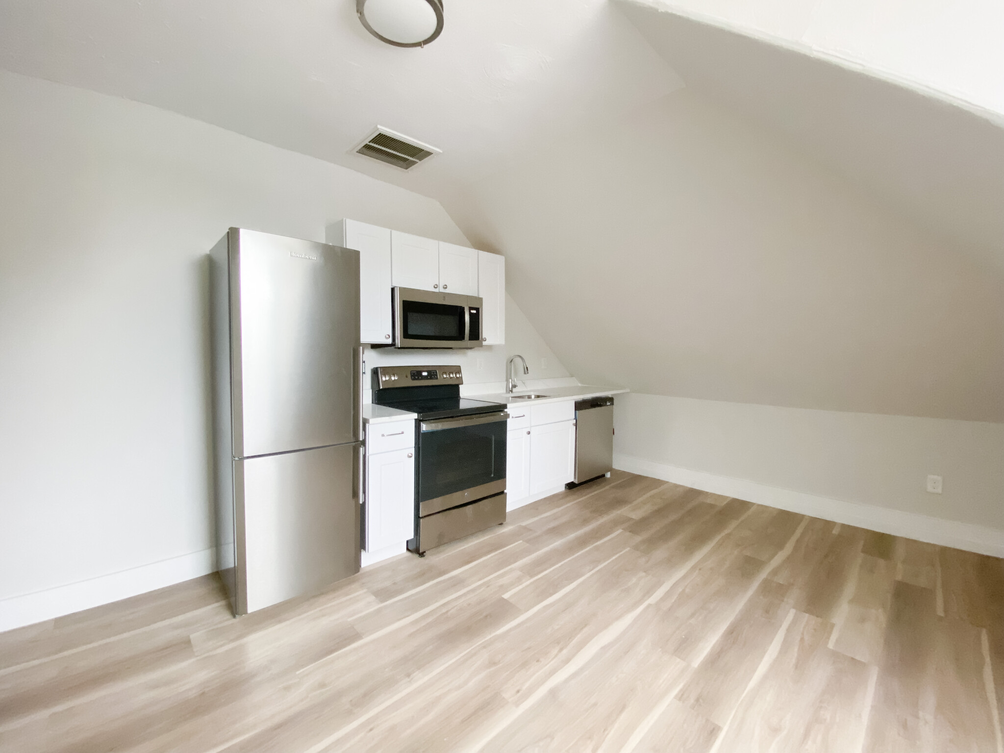 1 bed, 1 bath apartment for rent at 203 Atlantic St Unit 4, North Quincy — photo 10 of 18