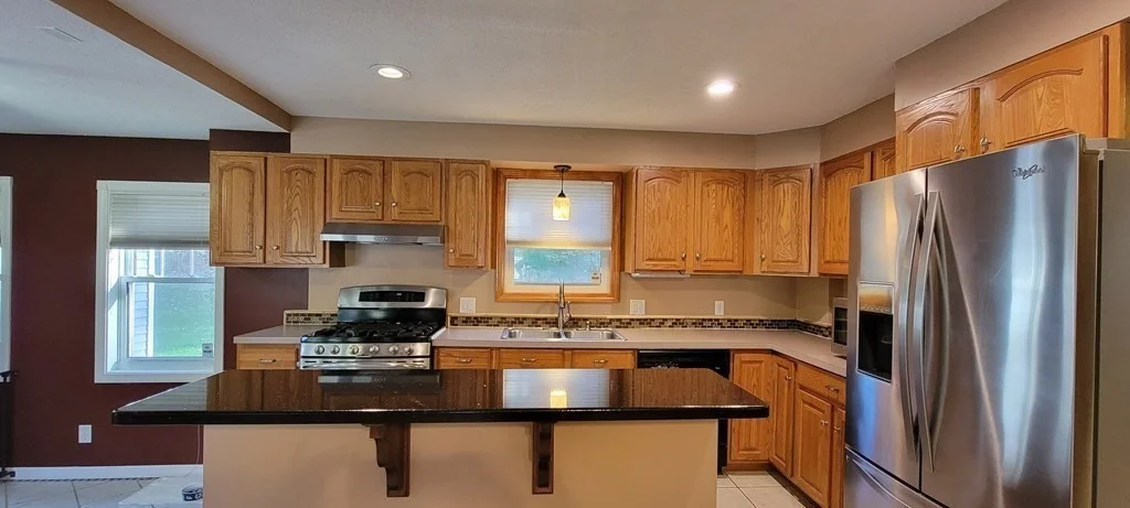 3 bed, 1 bath apartment for rent at 203 Buckley Boulevard Unit 0, Chicopee — photo 5 of 31