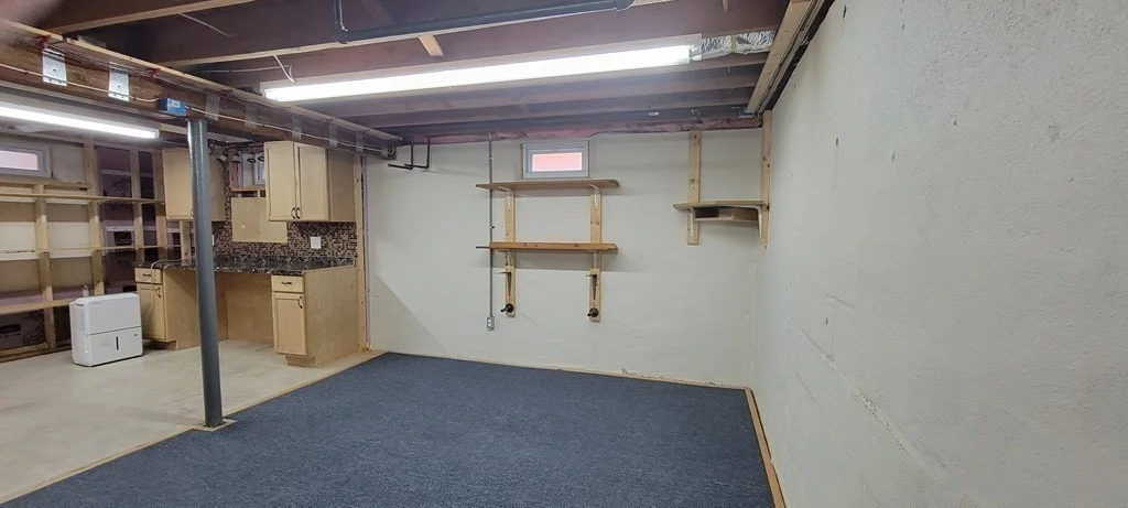 3 bed, 1 bath apartment for rent at 203 Buckley Boulevard Unit 0, Chicopee — photo 23 of 31