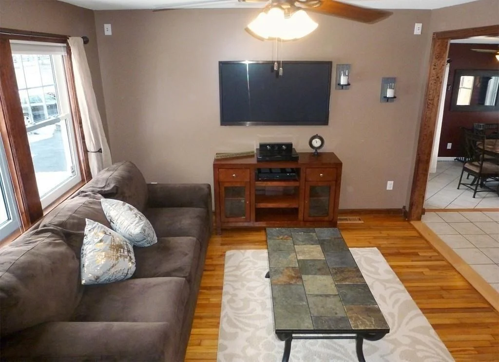 3 bed, 1 bath apartment for rent at 203 Buckley Boulevard Unit 0, Chicopee — photo 2 of 31