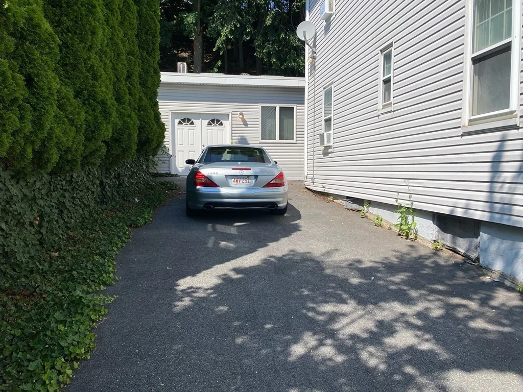 1 bed, 1 bath apartment for rent at 203 Gladstone St Unit R, East Boston — photo 2 of 10