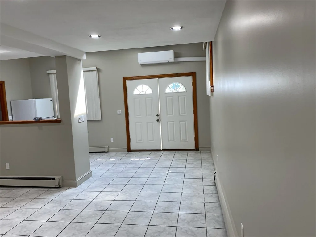 1 bed, 1 bath apartment for rent at 203 Gladstone St Unit R, East Boston — photo 9 of 10