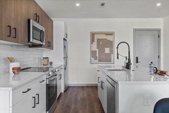 2 bed, 2 bath apartment for rent at 203 Lowell St Unit 118, Wilmington — photo 1 of 23