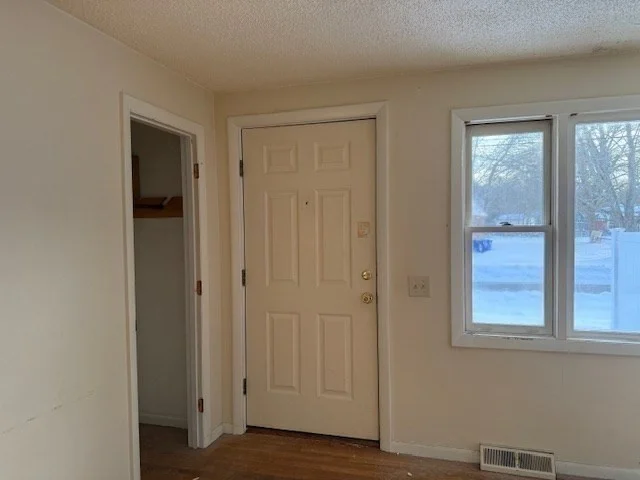 2 bed, 1 bath apartment for rent at 203 Manzella Ct Unit 0, Rockland — photo 6 of 12