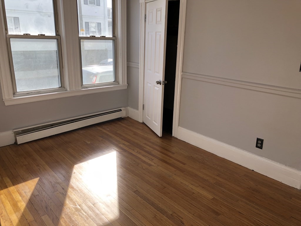 2 bed, 1 bath apartment for rent at 203 N Unit 1, Boston — photo 9 of 17