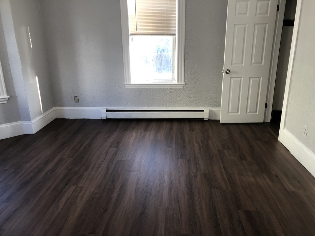 2 bed, 1 bath apartment for rent at 203 N Unit 1, Boston — photo 5 of 17