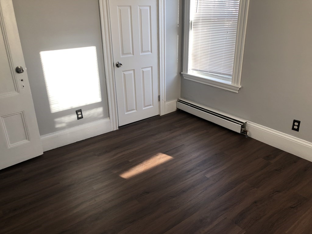 2 bed, 1 bath apartment for rent at 203 N Unit 1, Boston — photo 7 of 17