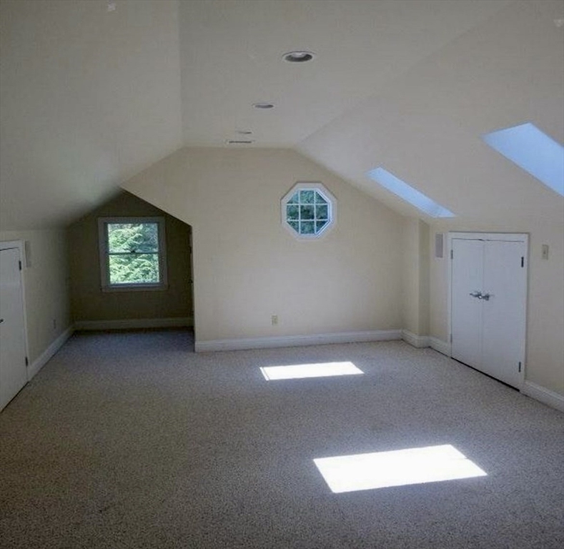 5 bed, 3 bath apartment for rent at 203 Spiers Rd Unit 203, Newton — photo 11 of 11