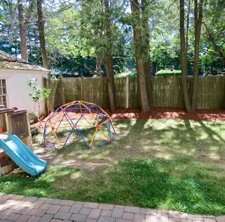 5 bed, 3 bath apartment for rent at 203 Spiers Rd Unit 203, Newton — photo 8 of 11
