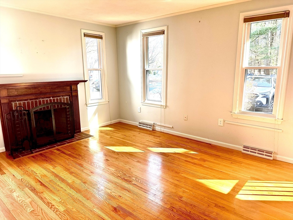 2 bed, 1 bath apartment for rent at 203 Wellman Ave Unit 203, Chelmsford — photo 4 of 12