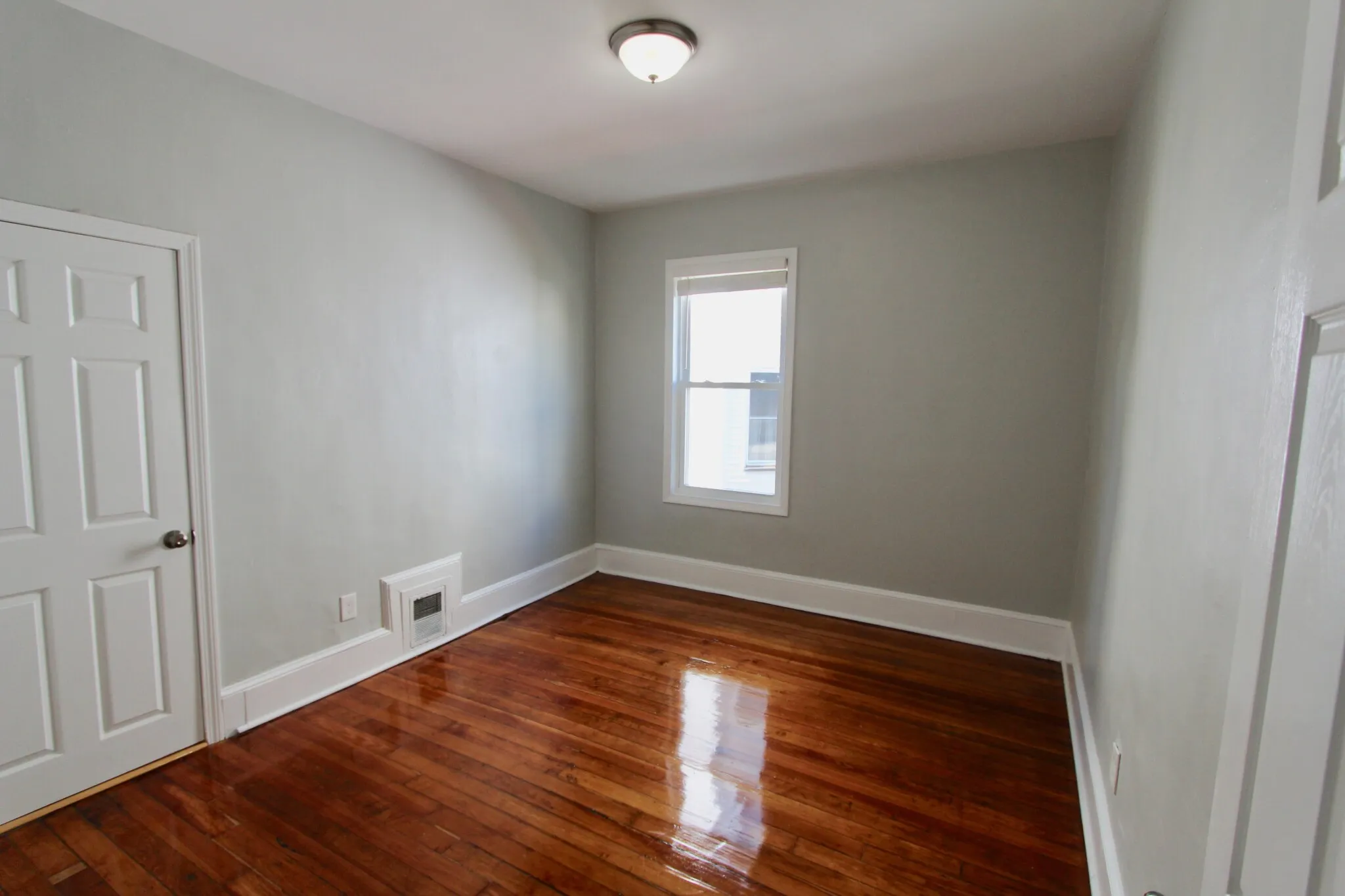 4 bed, 2 bath apartment for rent at 203 Westville St Unit 2, Dorchester — photo 7 of 9