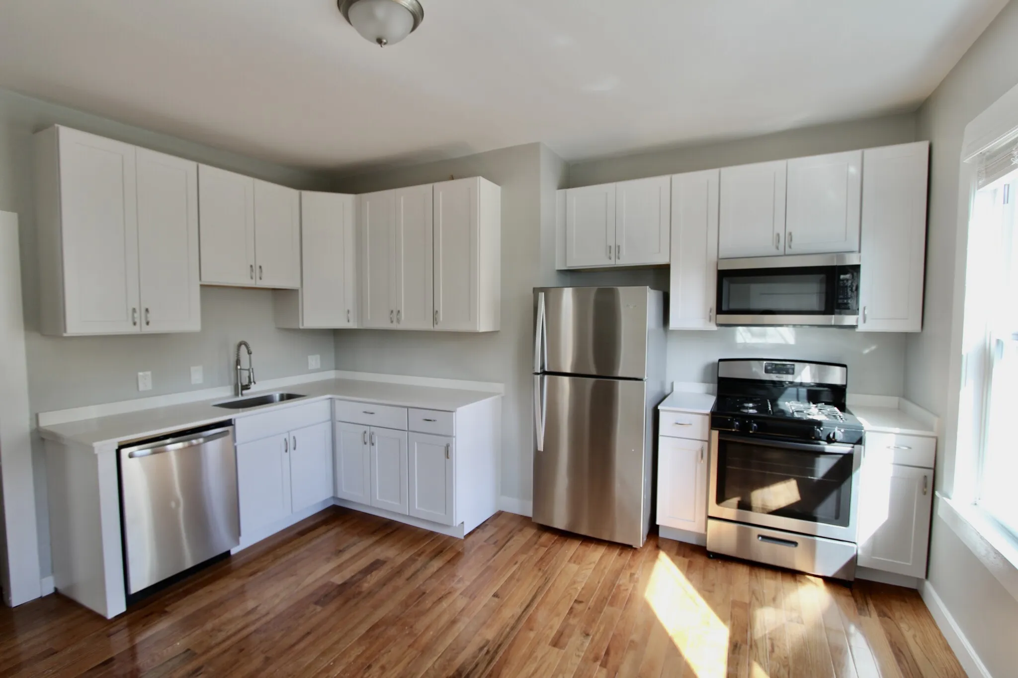 4 bed, 2 bath apartment for rent at 203 Westville St Unit 2, Dorchester