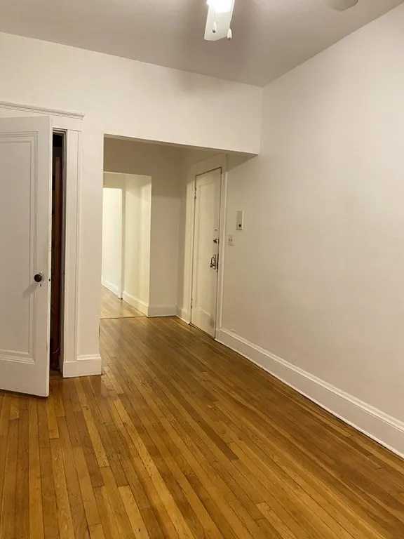 2 bed, 1 bath apartment for rent at 2030 Commonwealth Ave Unit 2, Brighton — photo 6 of 8