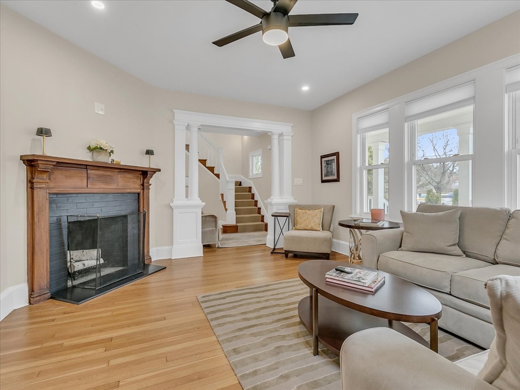 5 bed, 3 bath apartment for rent at 2031 Commonwealth Ave Unit 1, Newton — photo 7 of 35