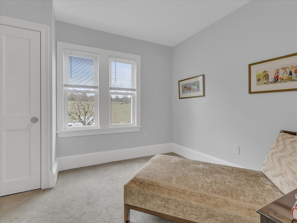 5 bed, 3 bath apartment for rent at 2031 Commonwealth Ave Unit 1, Newton — photo 22 of 35