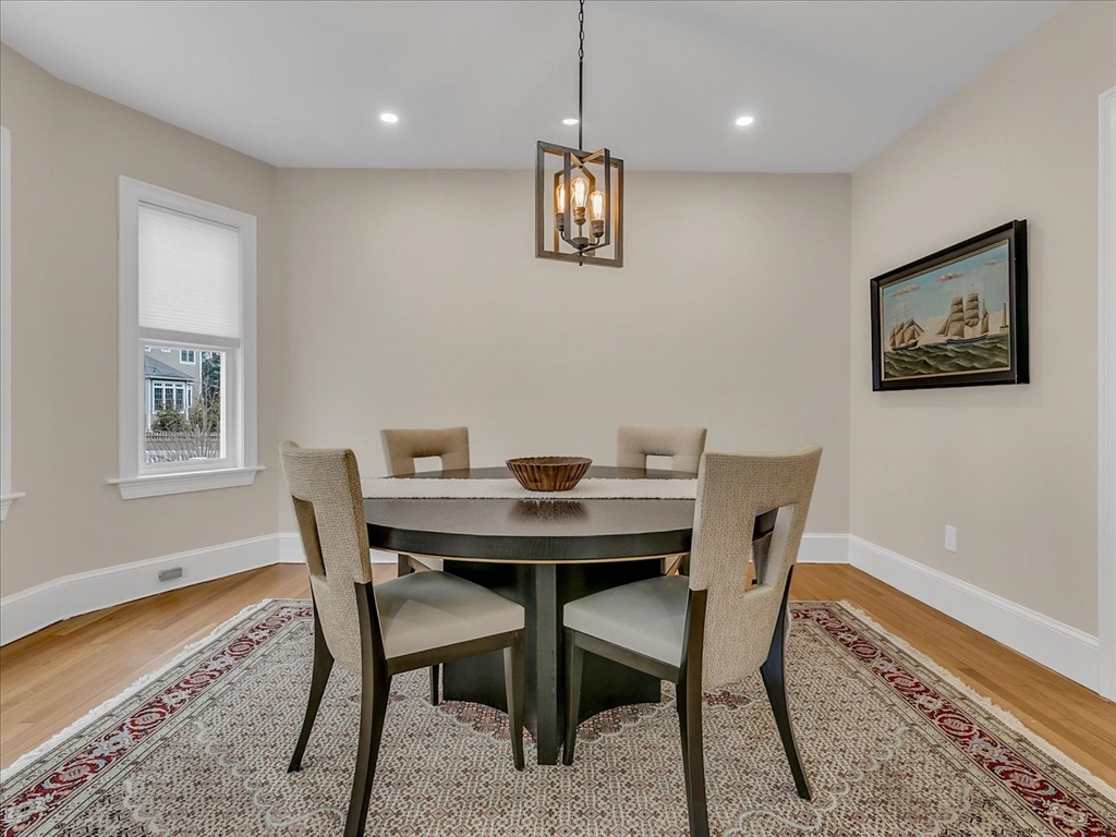 5 bed, 3 bath apartment for rent at 2031 Commonwealth Ave Unit 1, Newton — photo 8 of 35