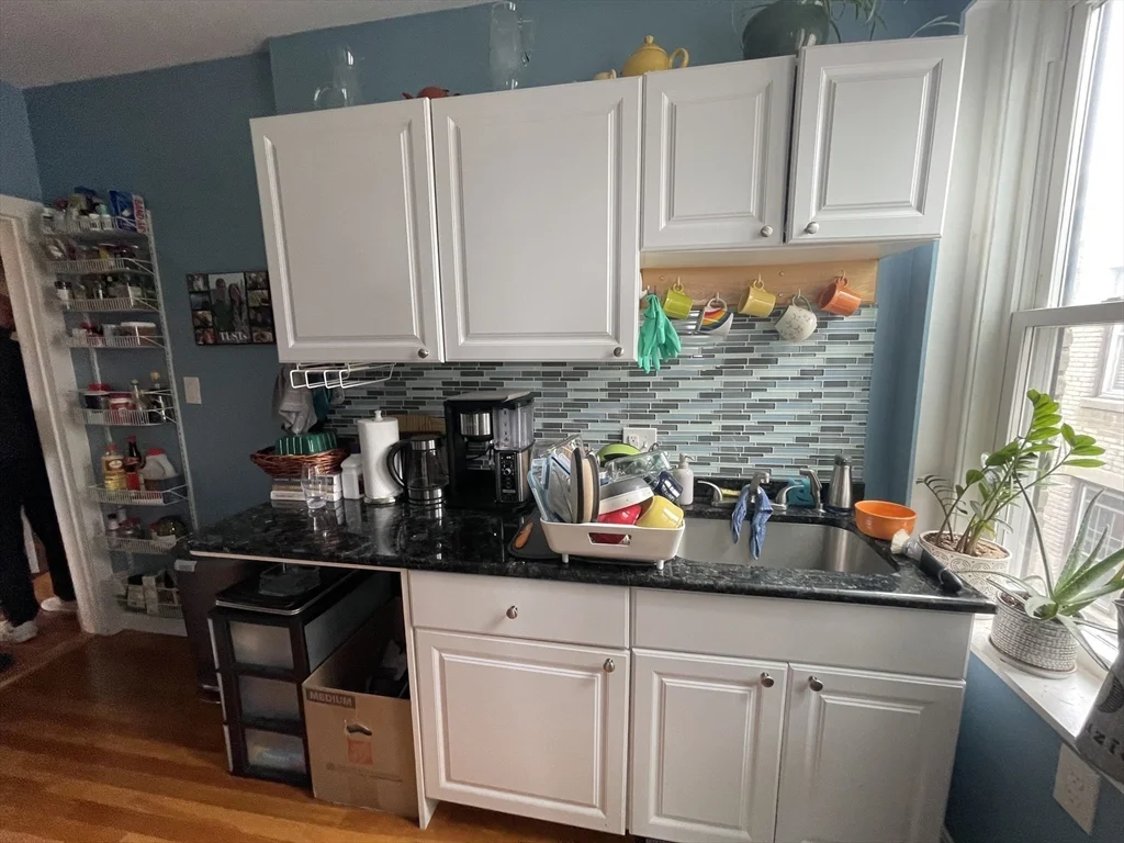 1 bed, 1 bath apartment for rent at 2031 Commonwealth Ave Unit 15, Brighton — photo 3 of 12