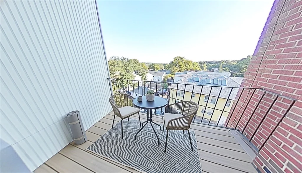 1 bed, 1 bath apartment for rent at 2031 Commonwealth Ave Unit 16, Brighton — photo 13 of 29