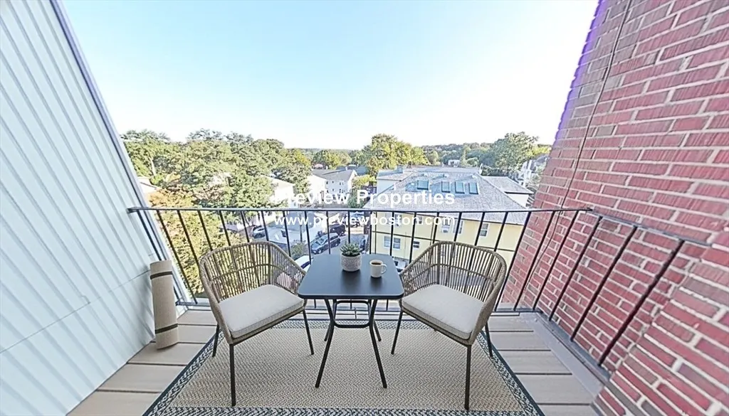 1 bed, 1 bath apartment for rent at 2031 Commonwealth Ave Unit 16P, Brighton — photo 4 of 29