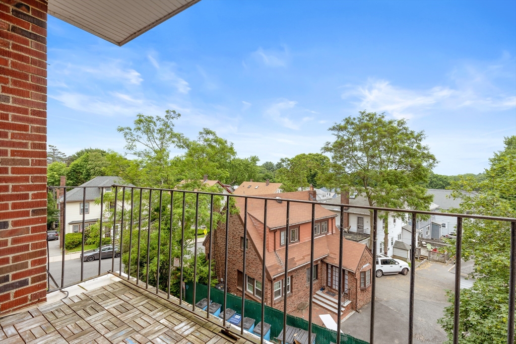 1 bed, 1 bath apartment for rent at 2035 Commonwealth Ave Unit 11, Brighton — photo 11 of 14