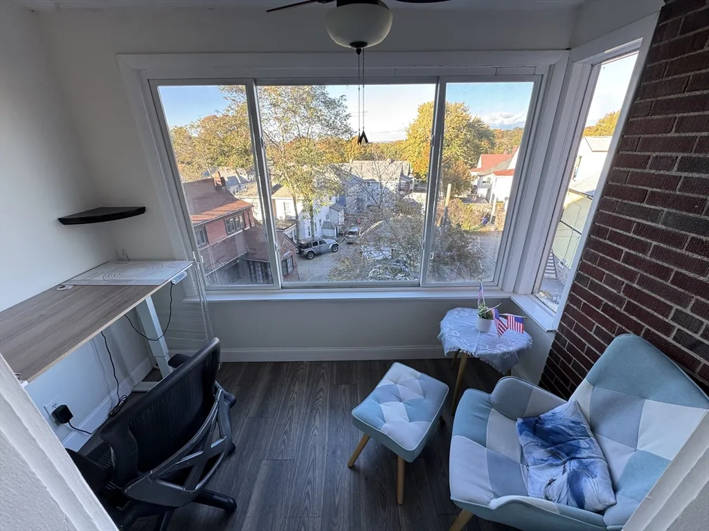 1 bed, 1 bath apartment for rent at 2035 Commonwealth Ave Unit 12, Brighton — photo 6 of 15