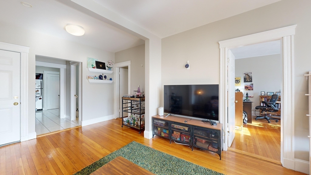 2 bed, 1 bath apartment for rent at 2035 Commonwealth Ave Unit 9, Boston — photo 12 of 15