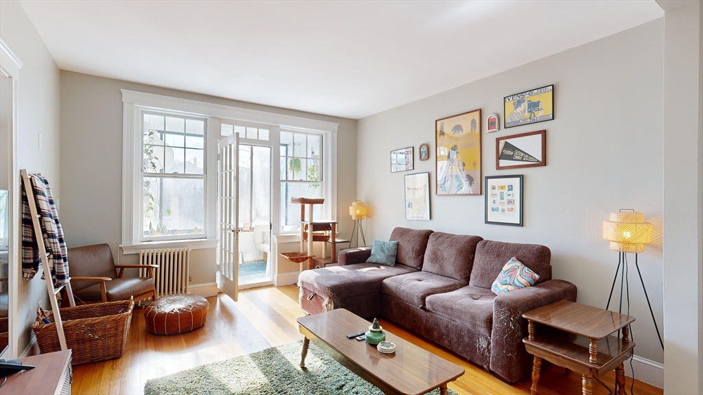 2 bed, 1 bath apartment for rent at 2035 Commonwealth Ave Unit 9, Boston — photo 3 of 15
