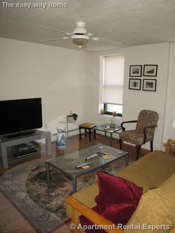 3 bed, 1 bath apartment for rent at 2036 Massachusetts Ave Unit 3, Porter Square