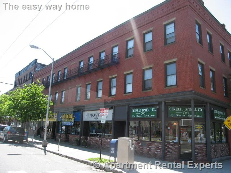 3 bed, 1 bath apartment for rent at 2036 Massachusetts Ave Unit 3, Porter Square — photo 7 of 7