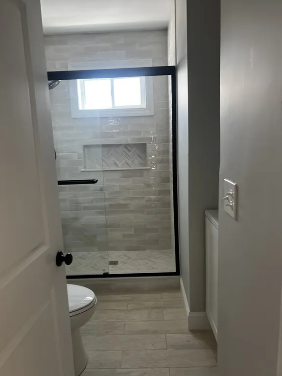 3 bed, 1 bath apartment for rent at 2039 Pleasant St Unit 2, Fall River — photo 3 of 10