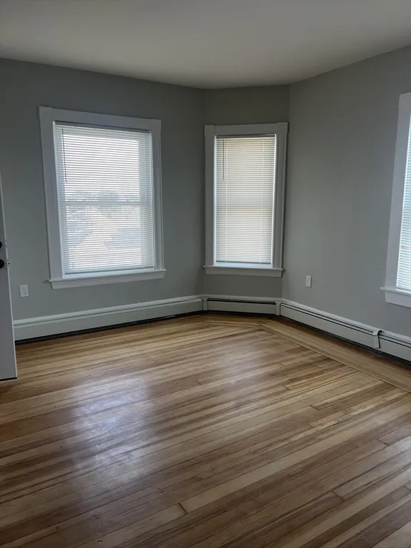 3 bed, 1 bath apartment for rent at 2039 Pleasant St Unit 3, Fall River — photo 4 of 4