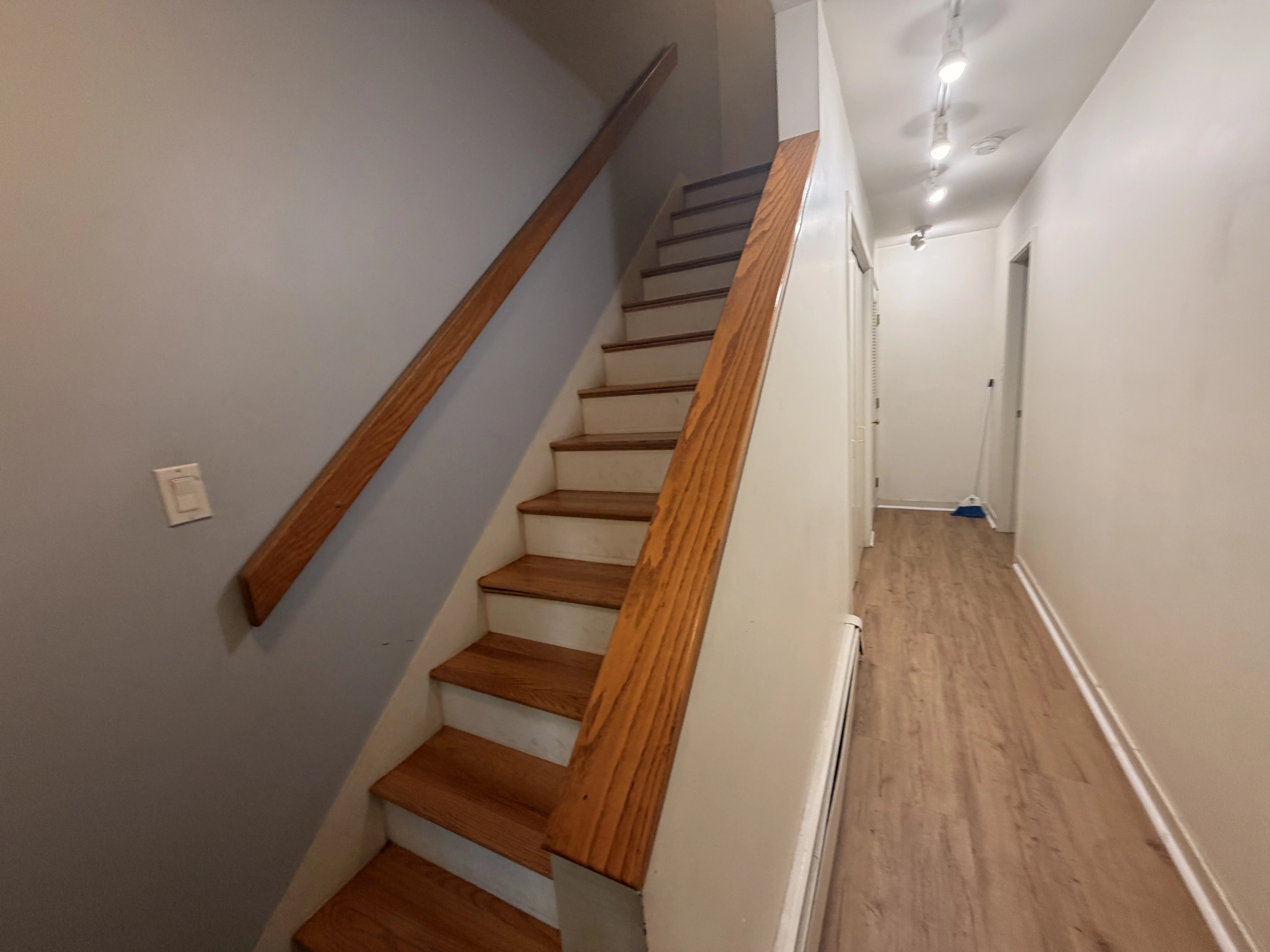 3 bed, 2 bath apartment for rent at 204 Charles St Unit 1, East Cambridge — photo 12 of 17