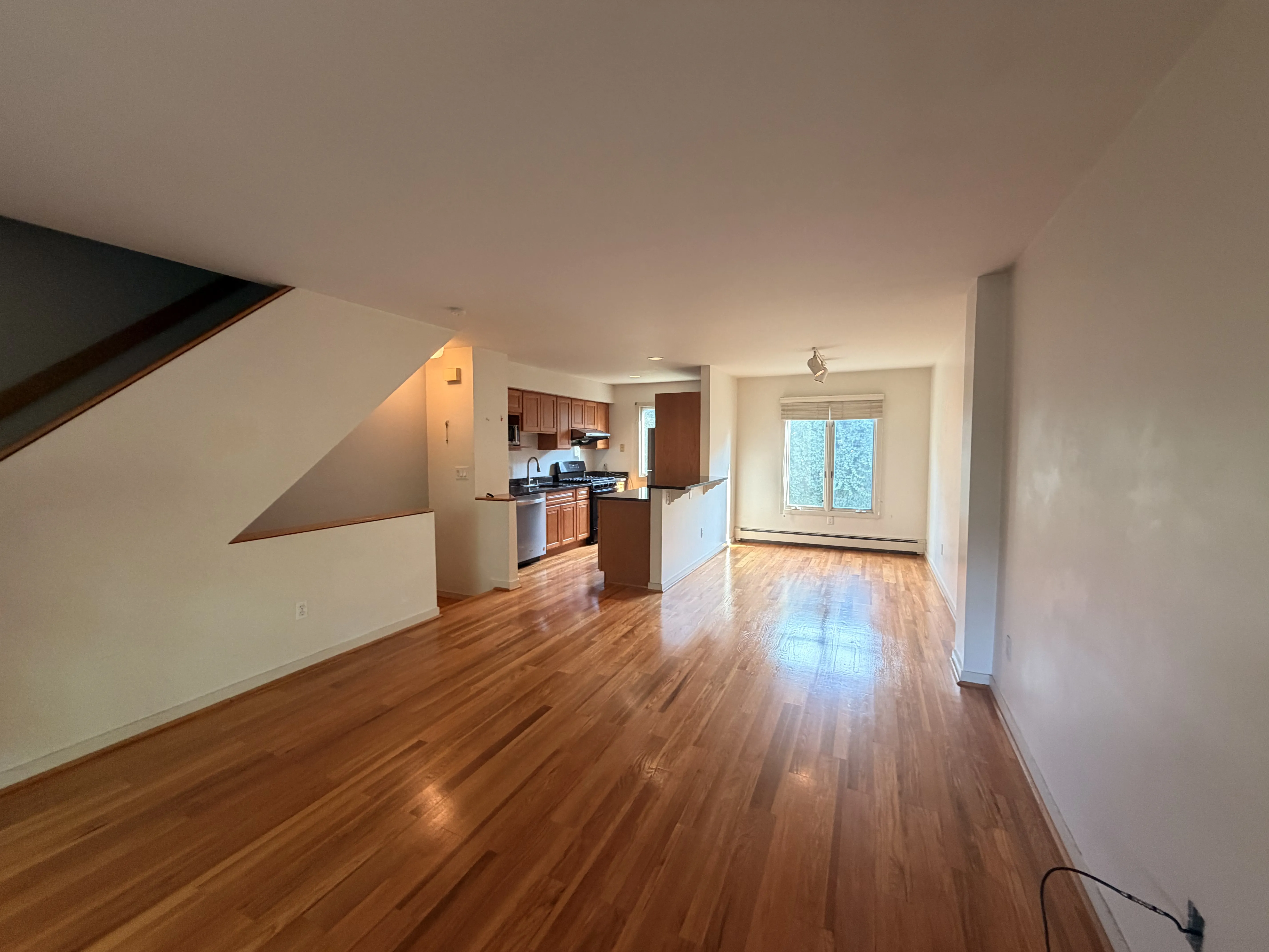 3 bed, 2 bath apartment for rent at 204 Charles St Unit 1, East Cambridge