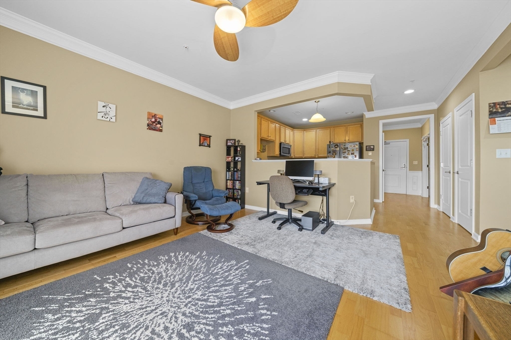 1 bed, 1 bath apartment for rent at 204 Clocktower Dr Unit 304, Waltham — photo 4 of 18