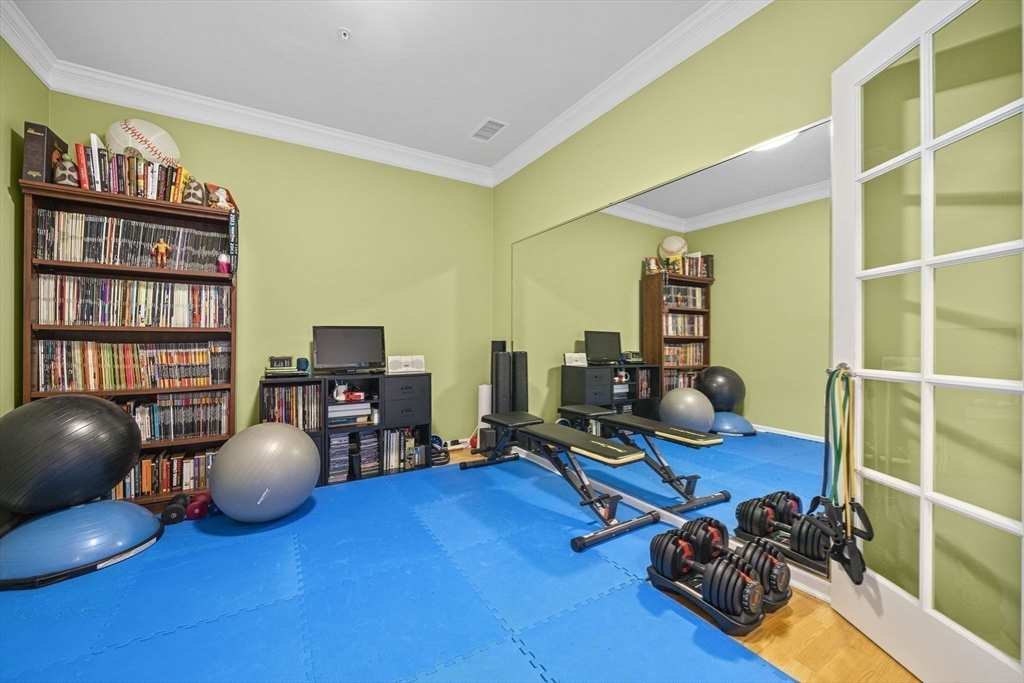 1 bed, 1 bath apartment for rent at 204 Clocktower Dr Unit 304, Waltham — photo 9 of 18