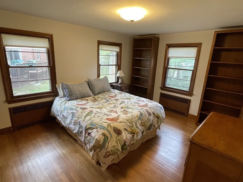 3 bed, 1 bath apartment for rent at 204 Follen Rd, Lexington — photo 16 of 29