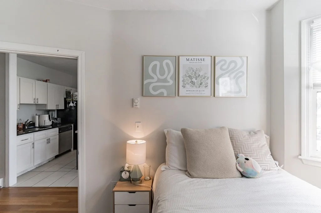 2 bed, 1 bath apartment for rent at 204 H St Unit 2A, South Boston