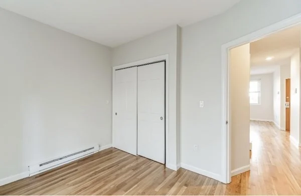4 bed, 1 bath apartment for rent at 204 H St Unit 3, South Boston — photo 8 of 12