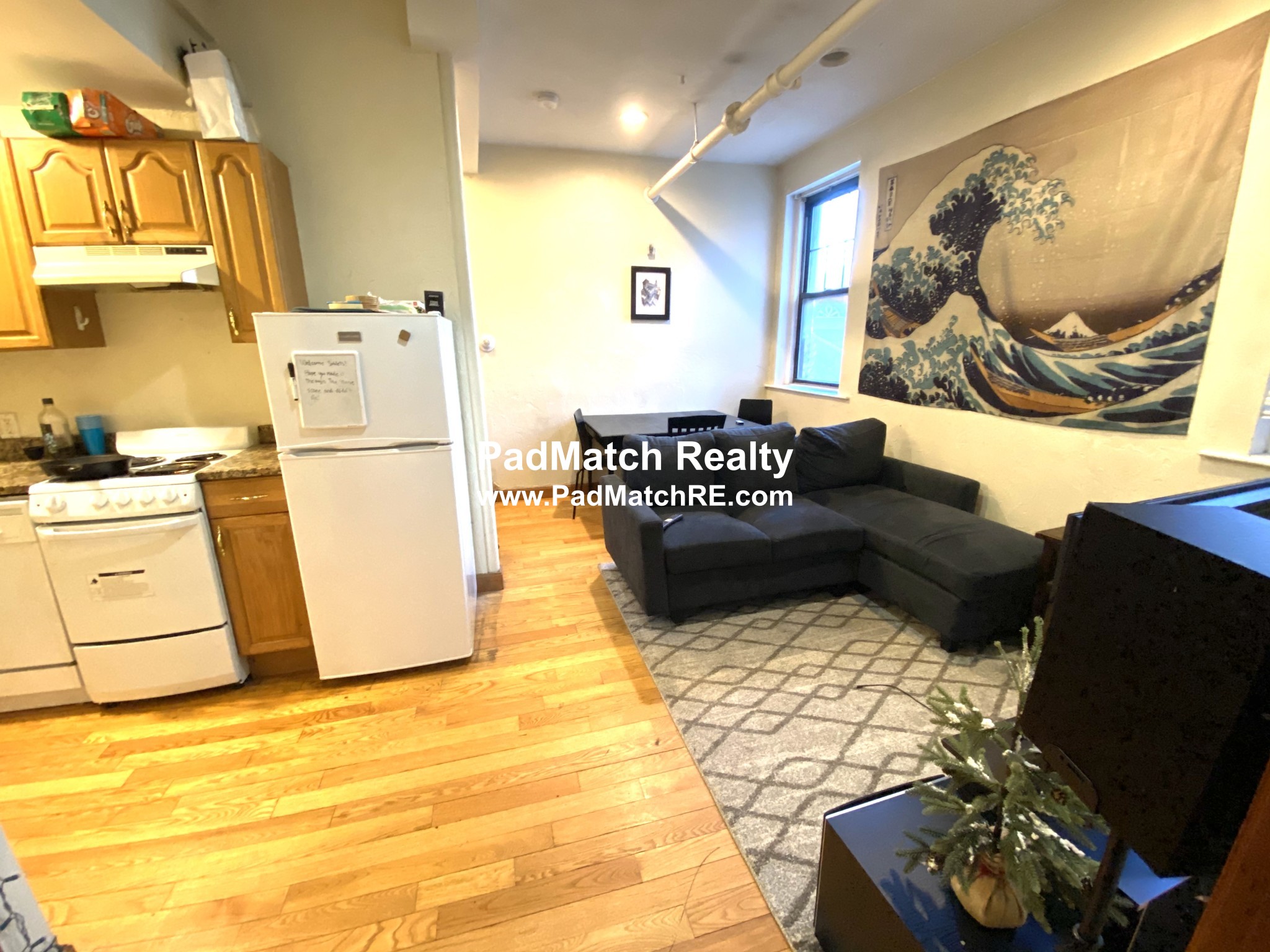 2 bed, 1 bath apartment for rent at 204 Hemenway St Unit 32, Fenway — photo 3 of 10