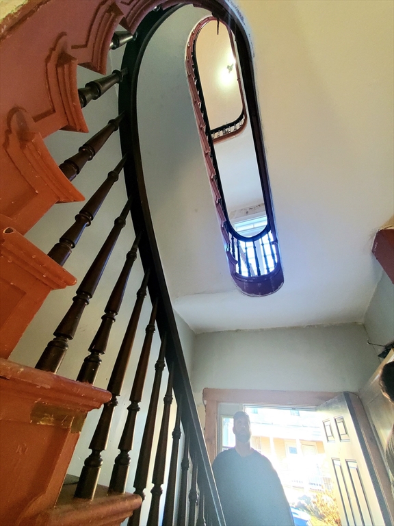 3 bed, 1 bath apartment for rent at 204 High St Unit 2, Fall River — photo 6 of 11