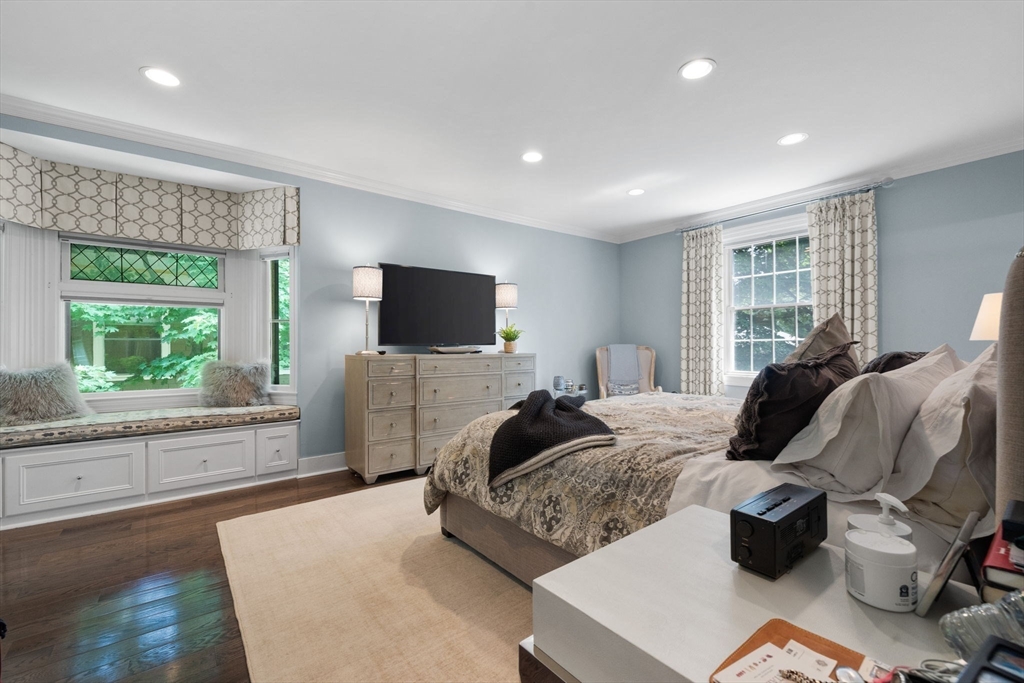 5 bed, 4+ bath apartment for rent at 204 Homer St, Newton Center — photo 18 of 42