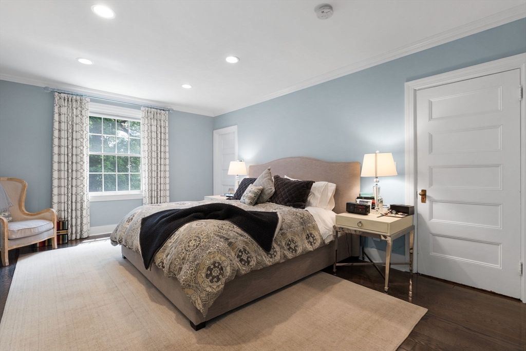5 bed, 4+ bath apartment for rent at 204 Homer St, Newton Center — photo 19 of 42