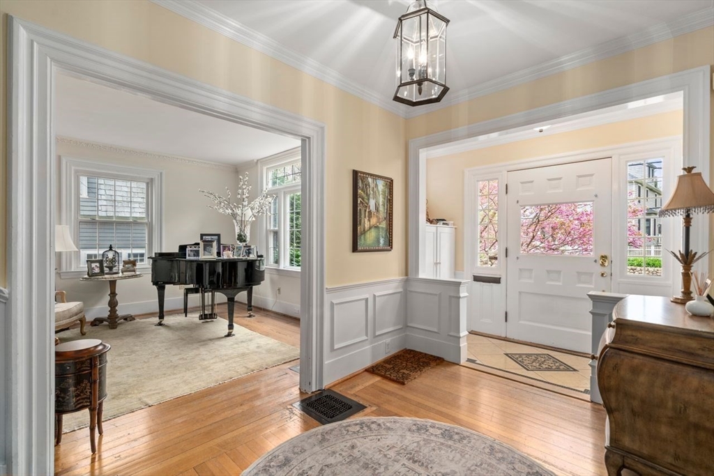 5 bed, 4+ bath apartment for rent at 204 Homer St, Newton Center — photo 6 of 42
