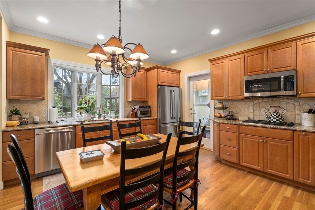 5 bed, 4+ bath apartment for rent at 204 Homer St, Newton Center — photo 14 of 42